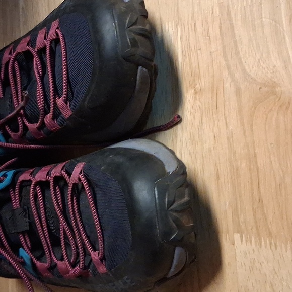 The North Face Womens Trail Escape Edge Black Shoes Sneakers Size 9 - Picture 6 of 7